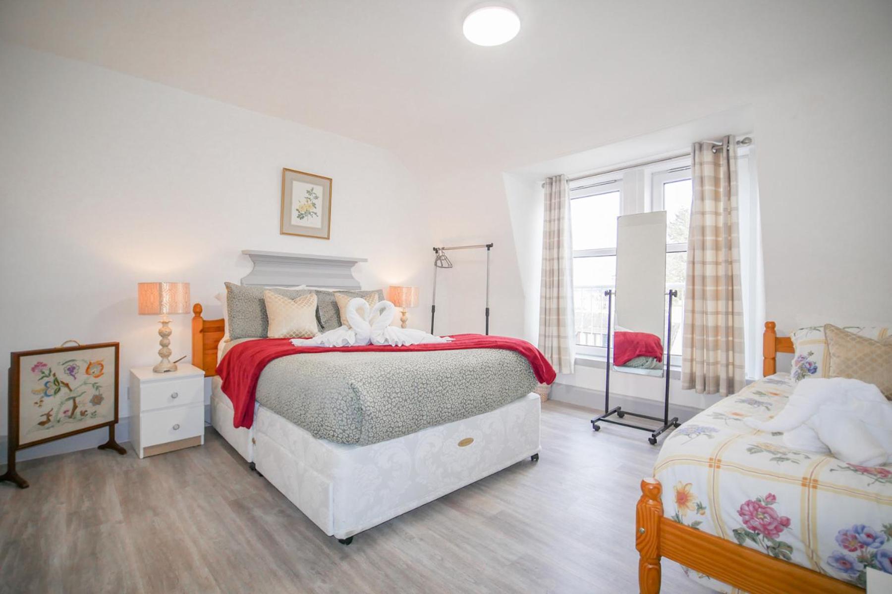 Telford Rd 5 Bedroom House Inverness Ngoại thất bức ảnh